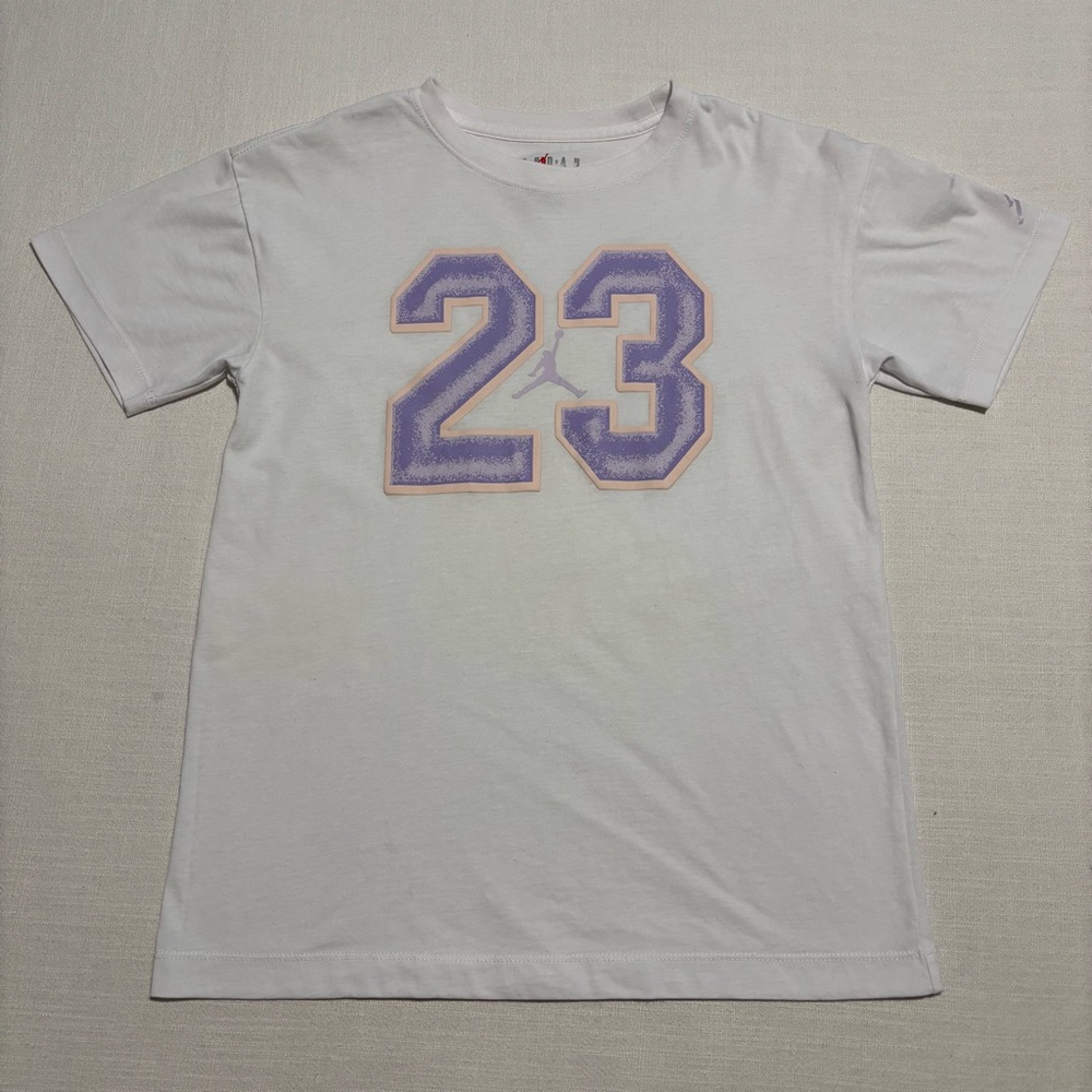 Boys Nike Air Jordan 23 Tee | White / Purple | Size Large (12-13 Years)